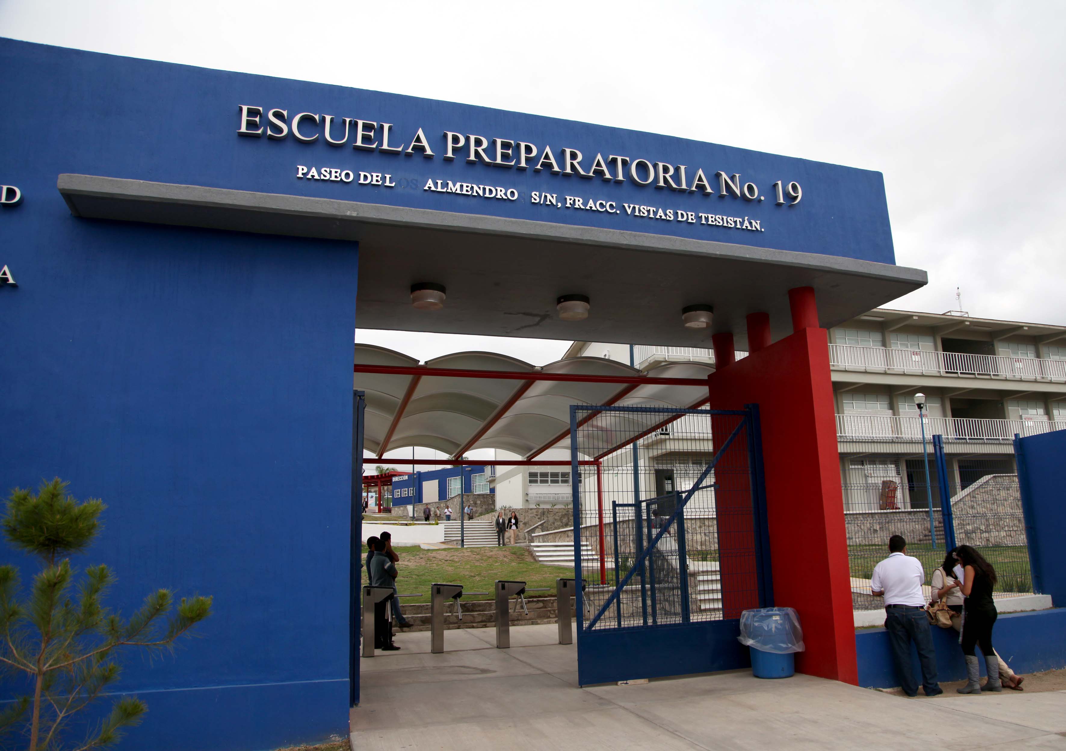Inauguran 14 espacios en Preparatoria 19 Universidad de Guadalajara Inauguran 14 espacios en Preparatoria 19 Universidad de Guadalajara