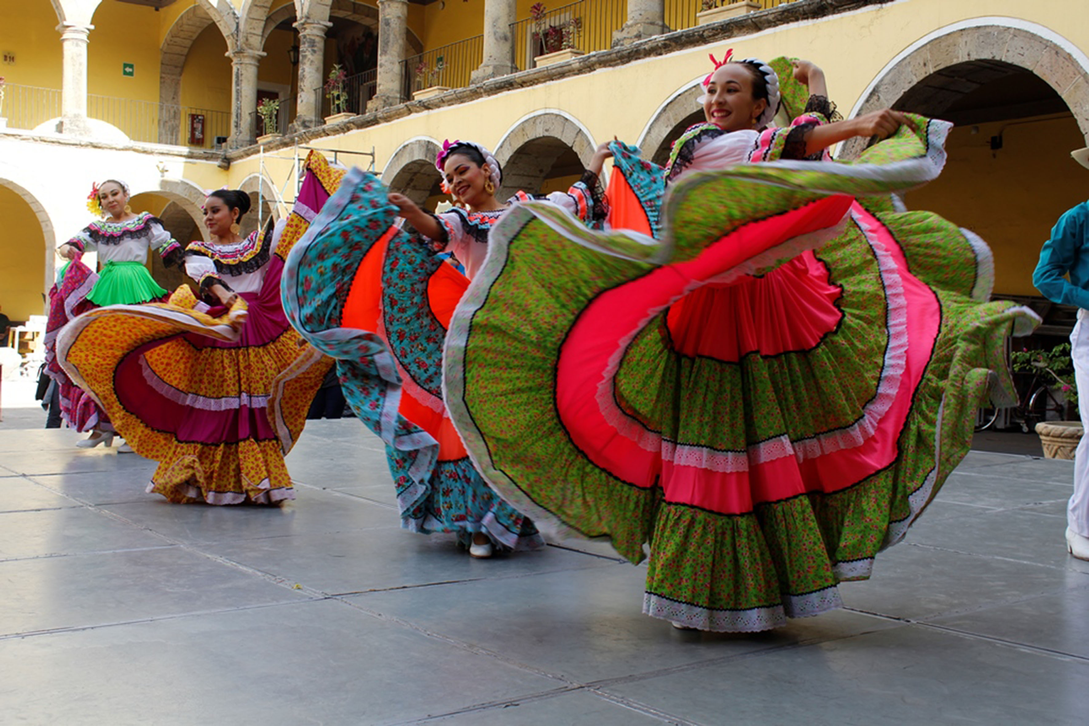 Celebra CUAAD el Día Internacional de la Danza Universidad de Guadalajara