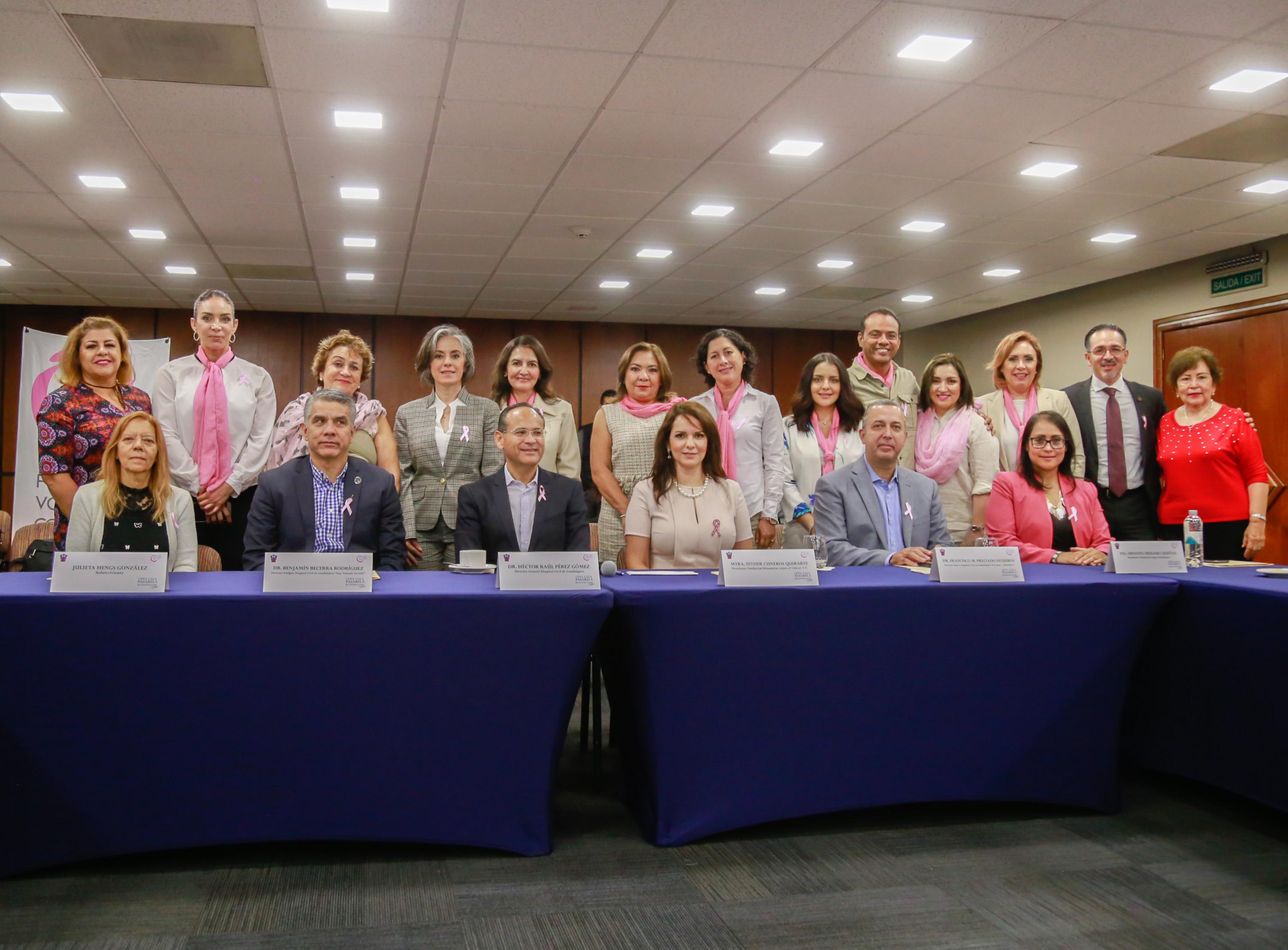 puerta sexta edición de la Cena “Reconstruyendo vidas”