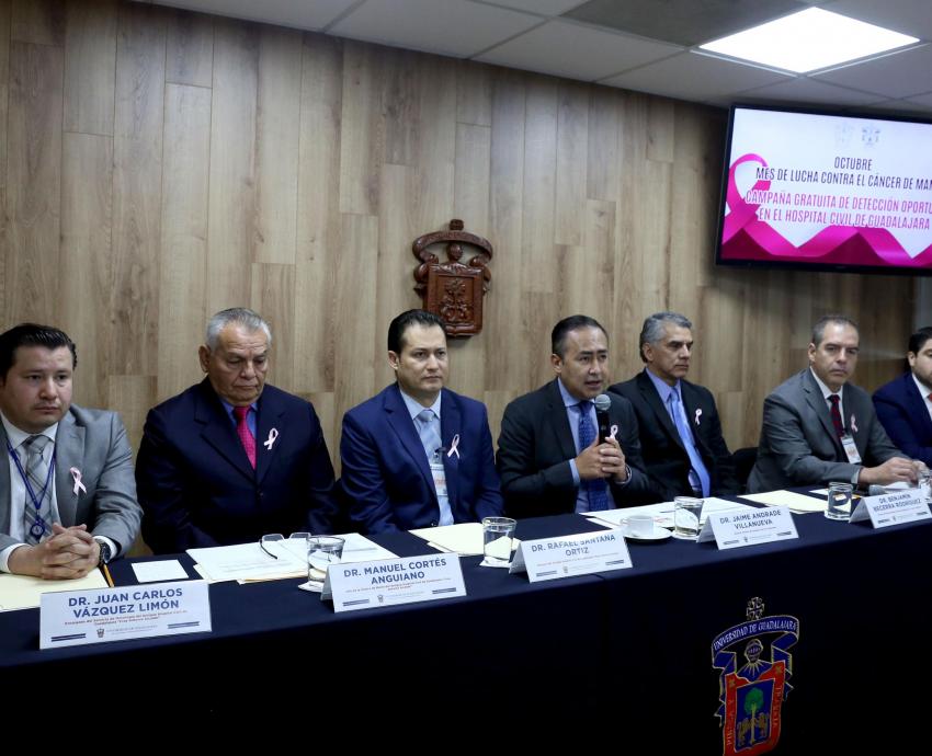 Inicia Hospital Civil de Guadalajara campaña de lucha contra el  cáncer de mama