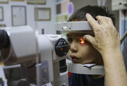 Recomiendan los cuidados de la vista desde temprana edad