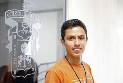 Triunfa estudiante de la Preparatoria de Tonalá en el I Concurso Nacional de Ensayo Filosófico