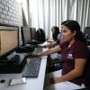 Estudiante de la Licenciatura en Nutrición del Centro Universitario de la Costa Sur (CUCSur), en laboratorio de computo