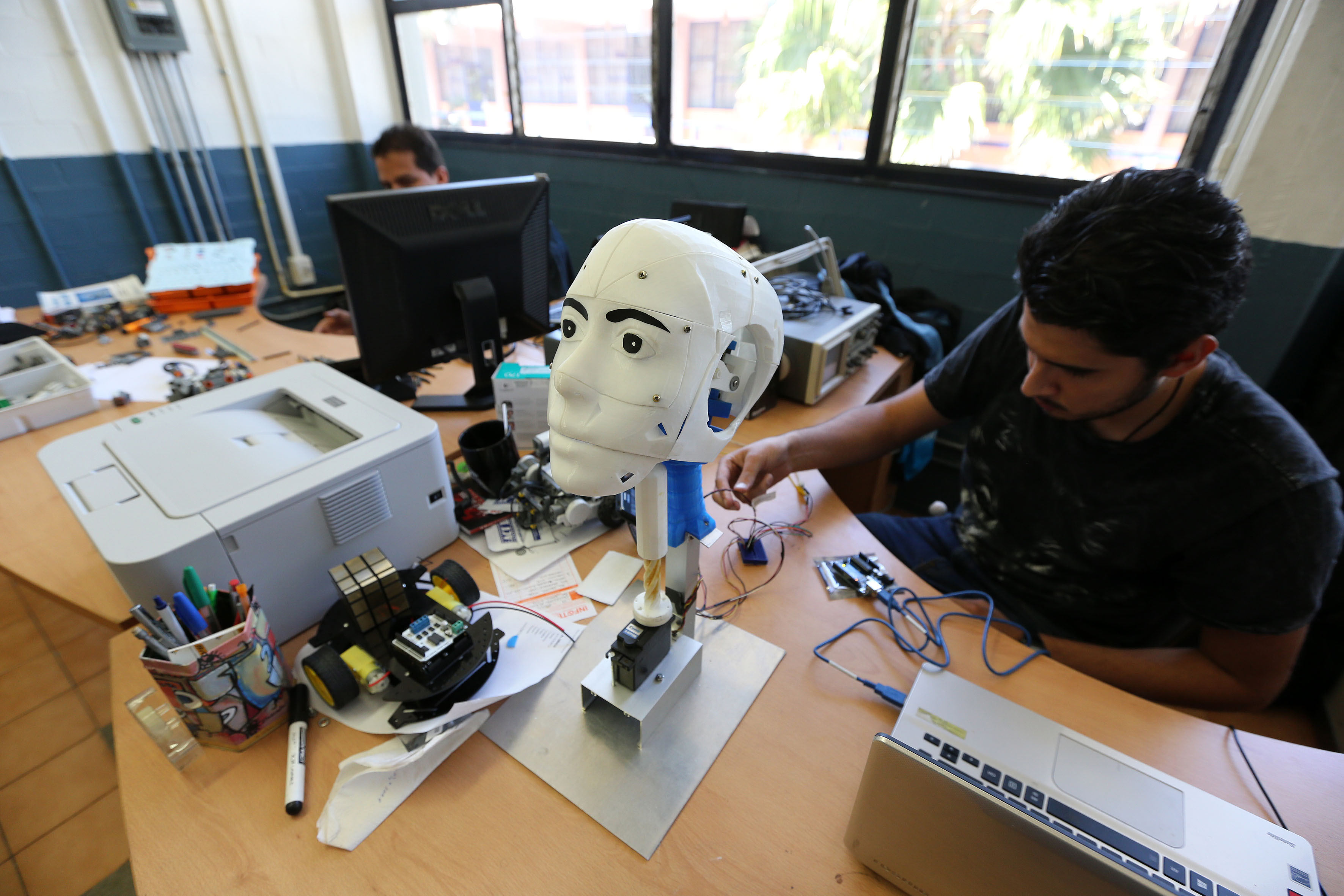 Los robots podrían servir de compañía y auxilio en las labores cotidianas
