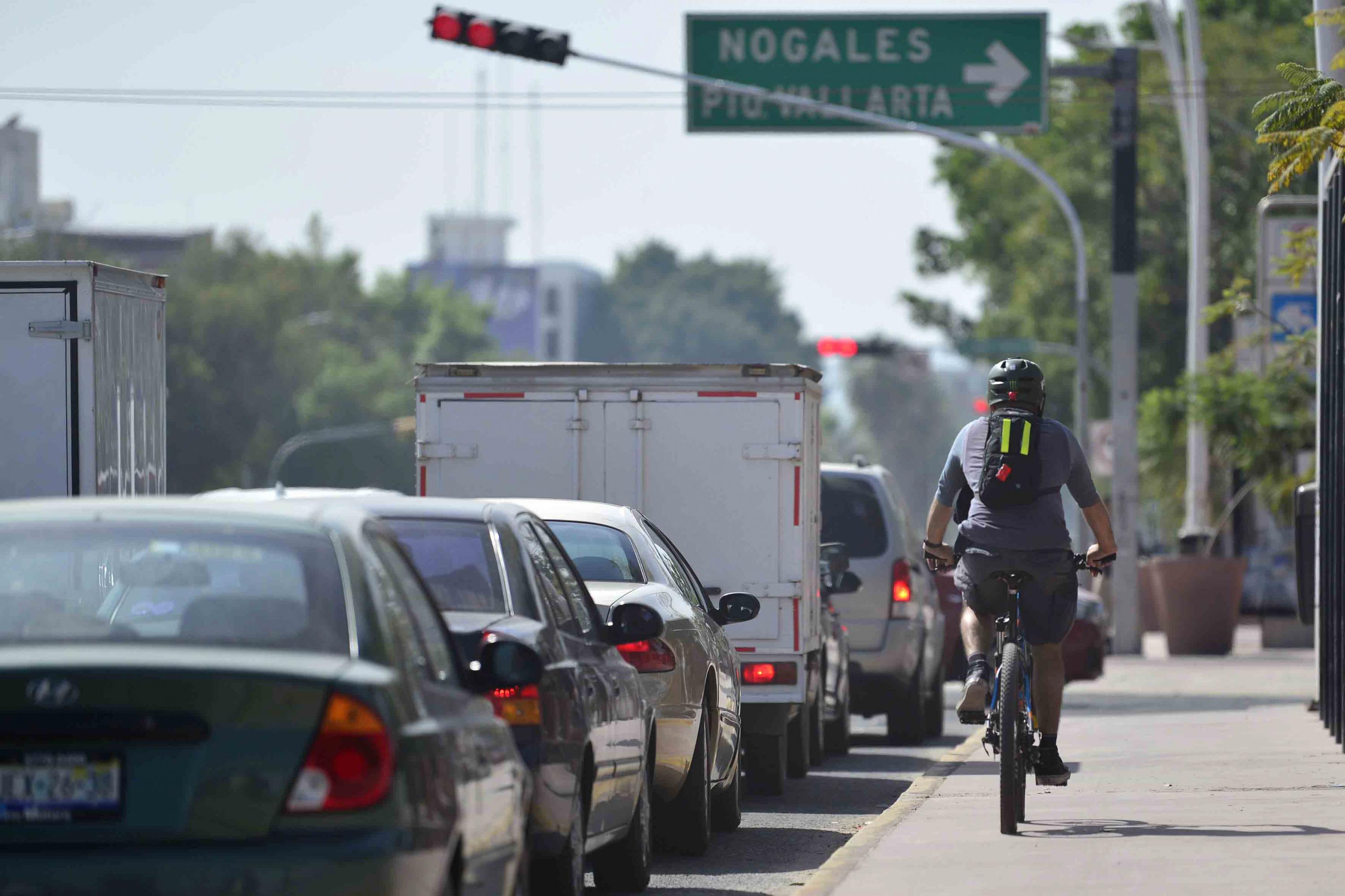 La investigadora señala que el uso de la bicicleta es una de las actividades del gusto tapatío.