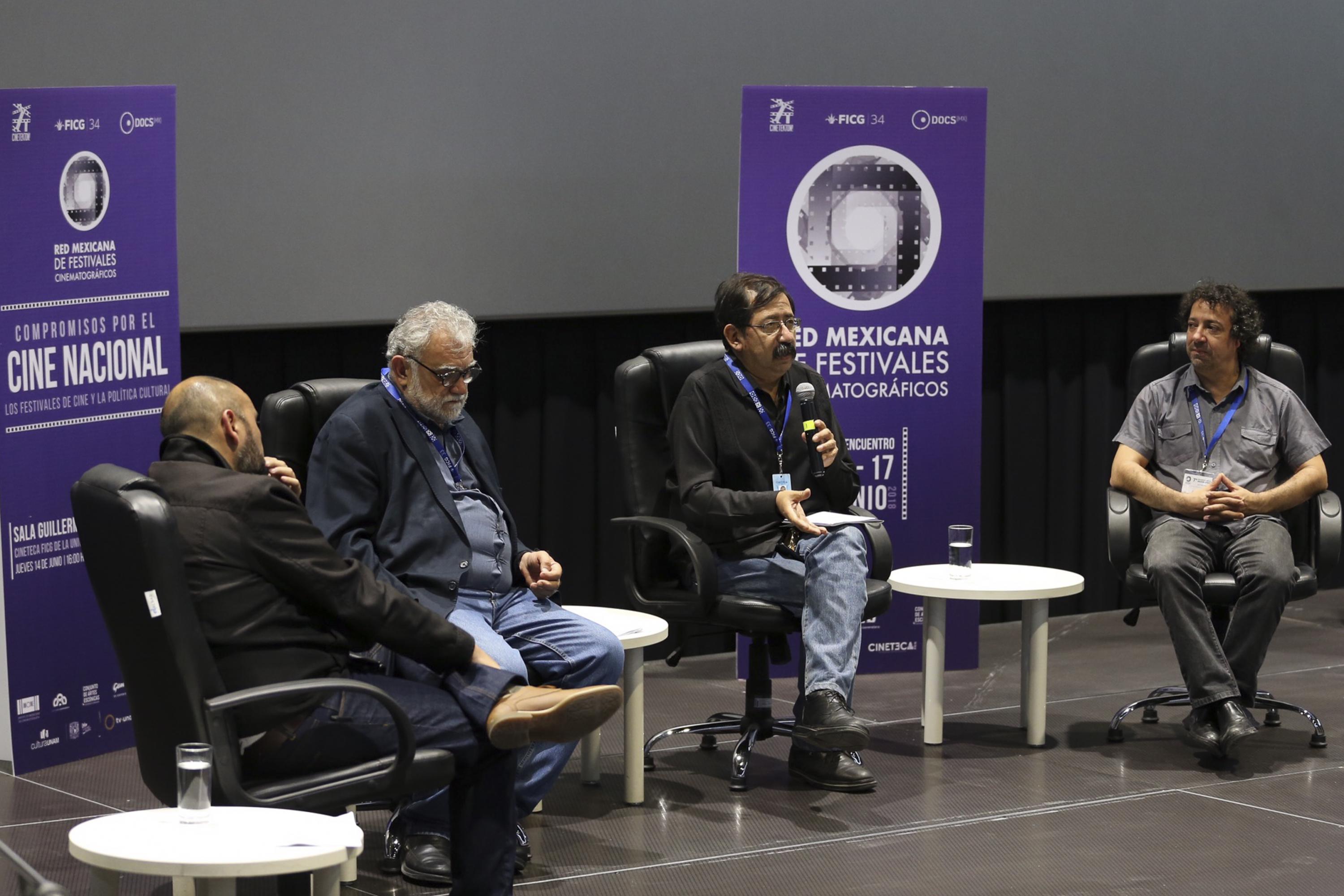 Se realizo una charla en la sala Guillermo del Toro de la Cineteca de Guadalajara