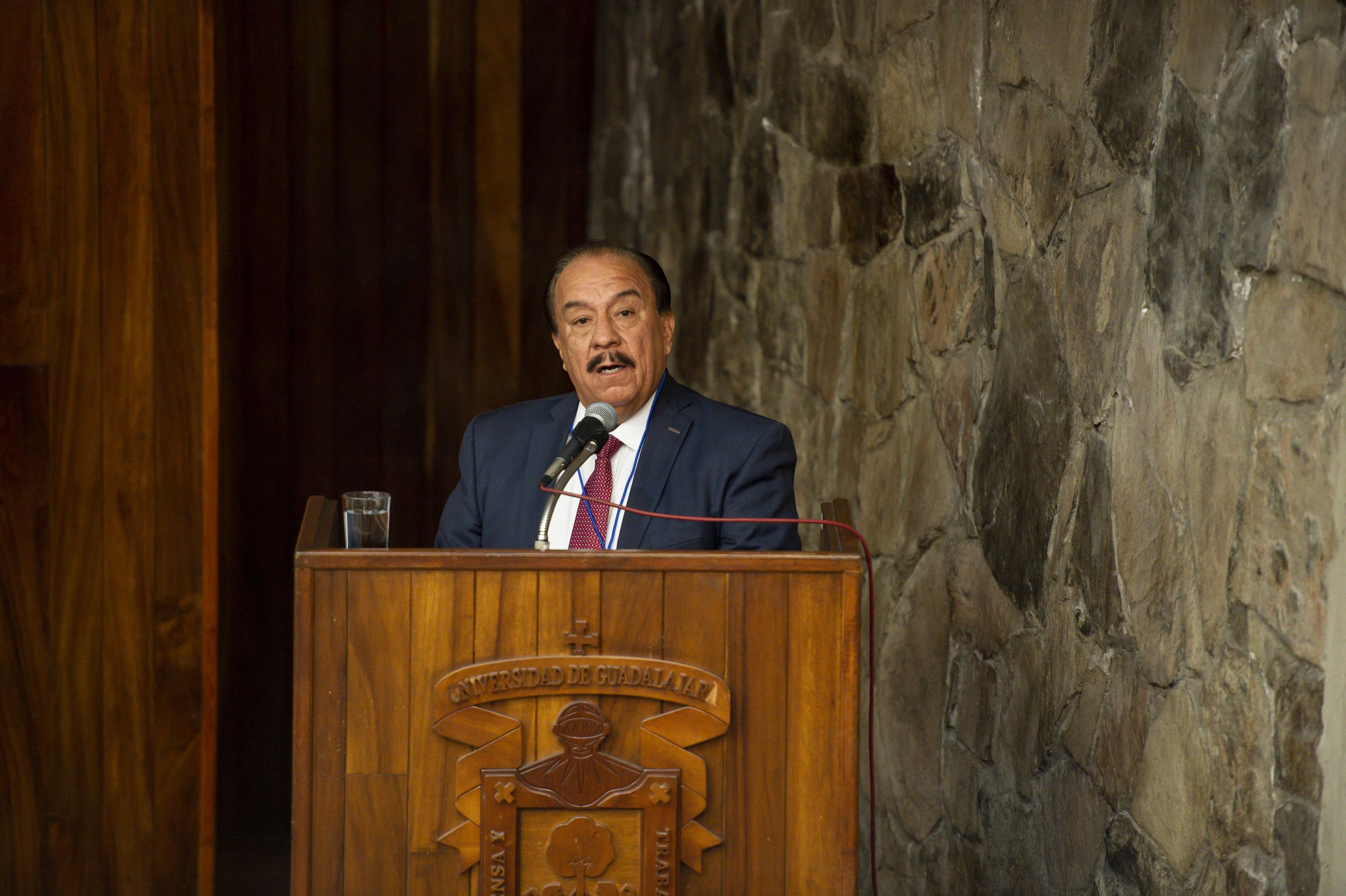 El Presidente de la Academia Mexicana de Desarrollo Urbano (Amdeur), doctor Luis Antonio Rocha Santos, en uso de la Palabra