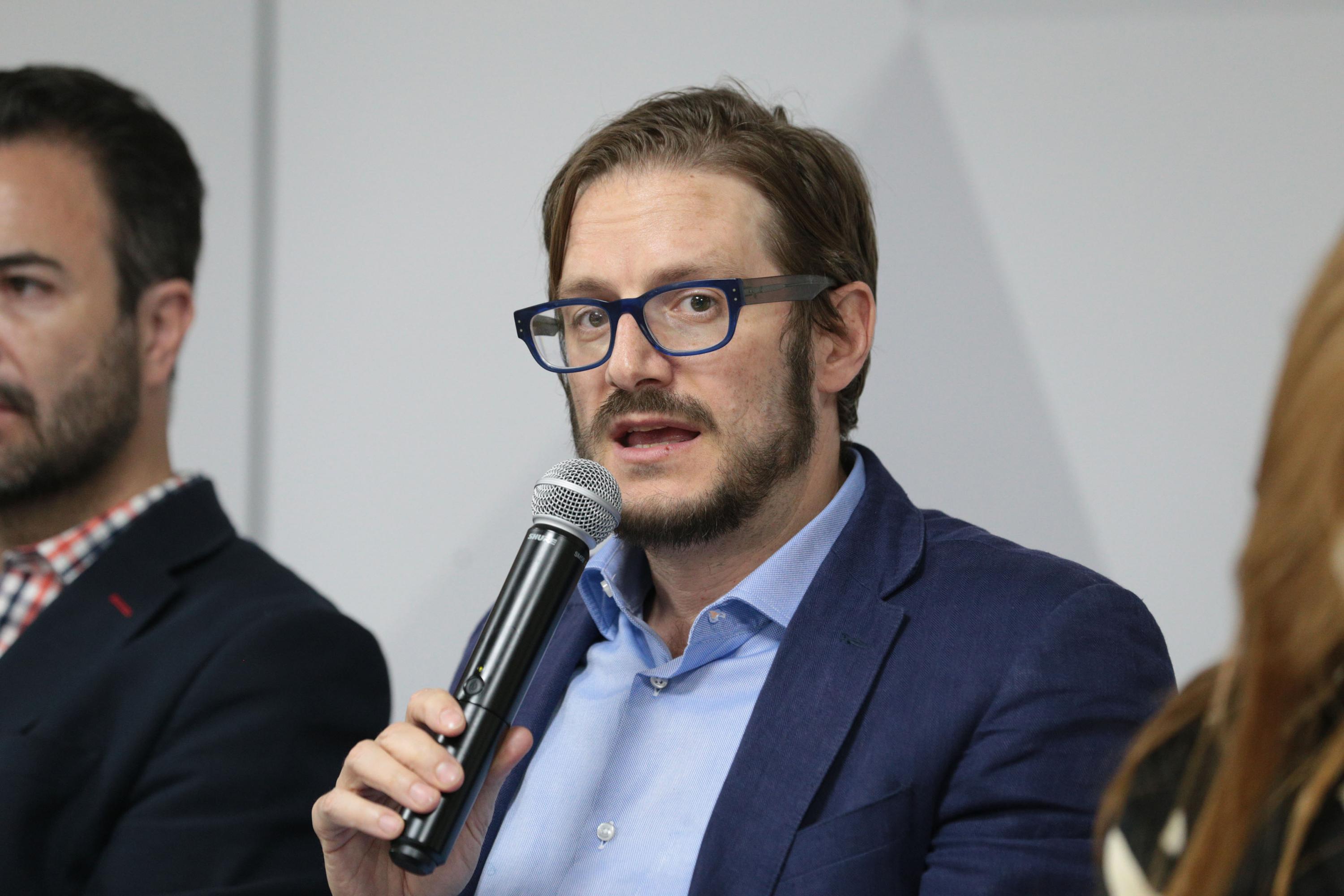 Presentan el libro “4T: claves para descifrar el rompecabezas”, en la  librería Carlos Fuentes | Universidad de Guadalajara