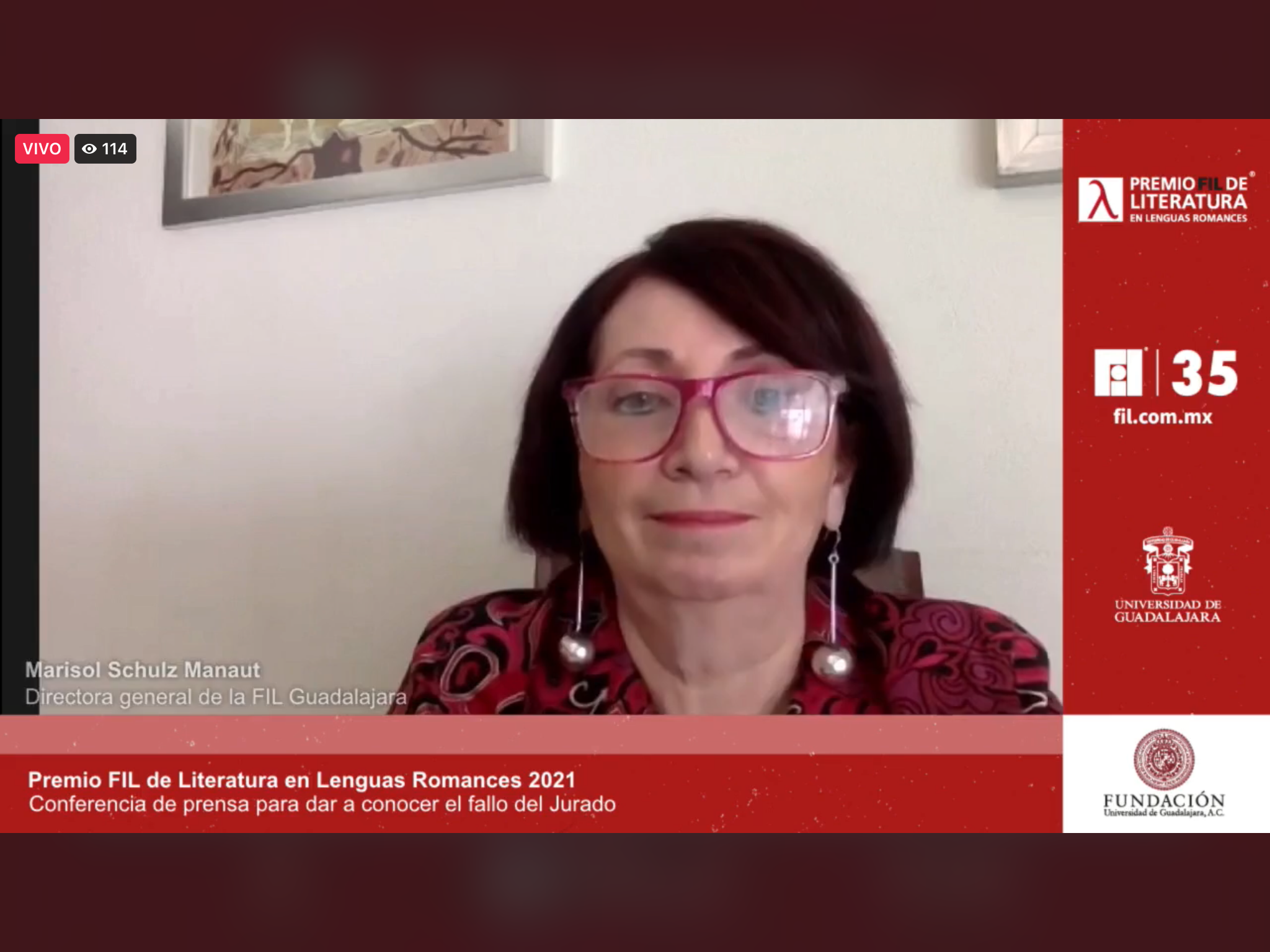 La galardonada reconoce la influencia que ha tenido de escritores mexicanos, y agradece la decisión del jurado
