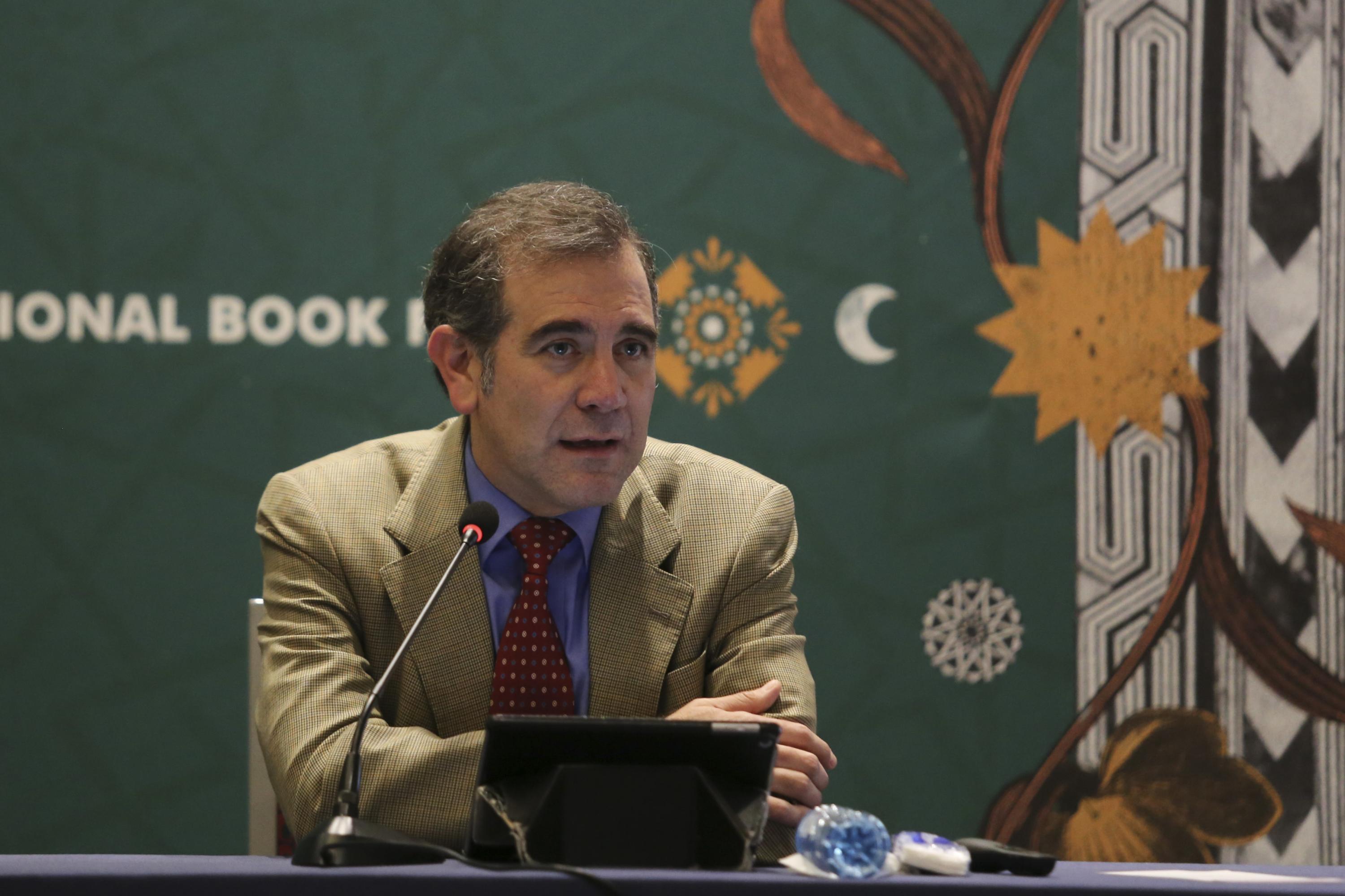 El Presidente del INE ofreció una conferencia en la Cátedra José Luis Lamadrid, en FIL Pensamiento