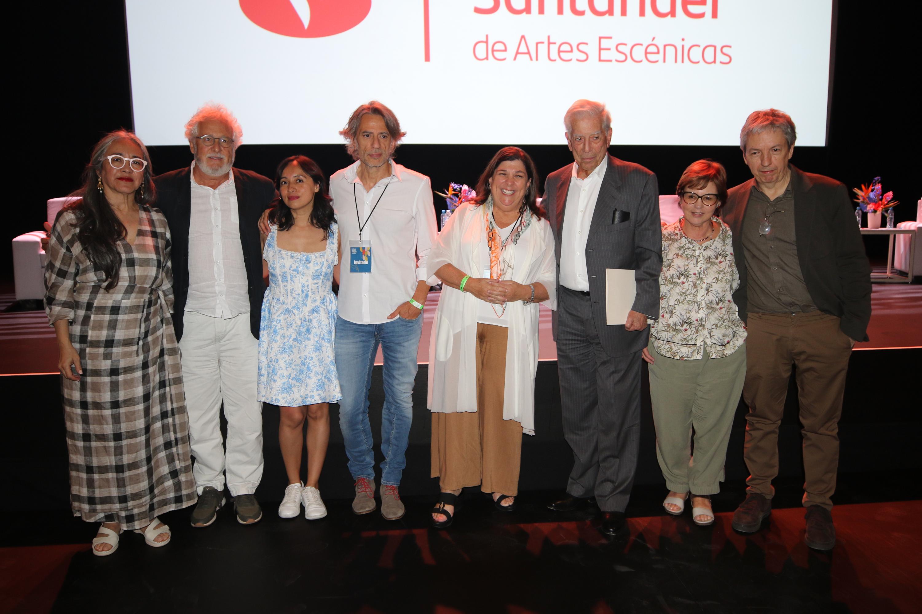 Inauguran el encuentro literario en el que participan 37 escritoras y escritores del 25 al 28 de mayo