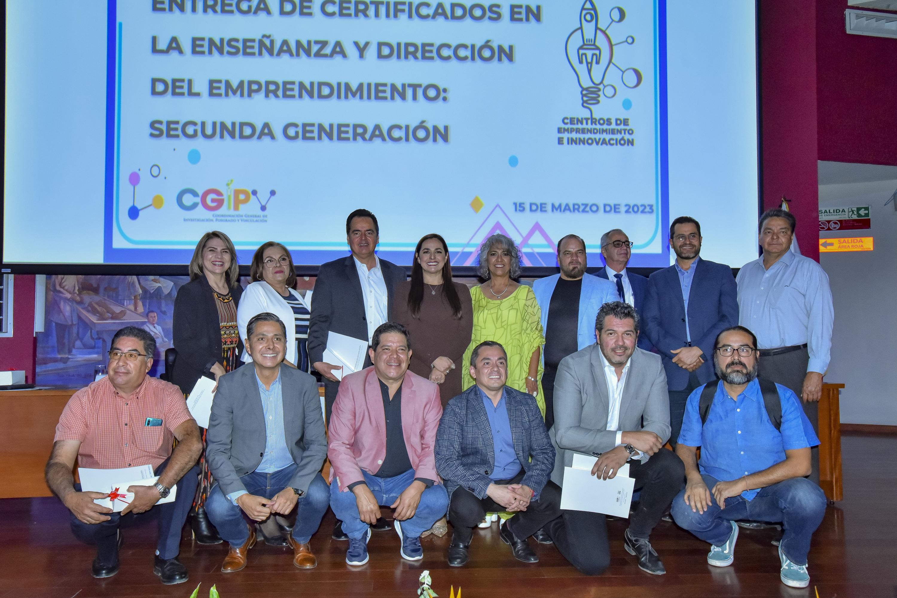 Reconocen a segunda generación de personal certificado en materia de emprendimiento, en la Red Universitaria3