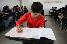 Presentan examen de admisión 38 mil 146 aspirantes a bachilleratos de la UdeG