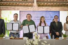 UdeG firma convenio con Dulces de la Rosa para favorecer la inserción del estudiantado al mercado laboral 