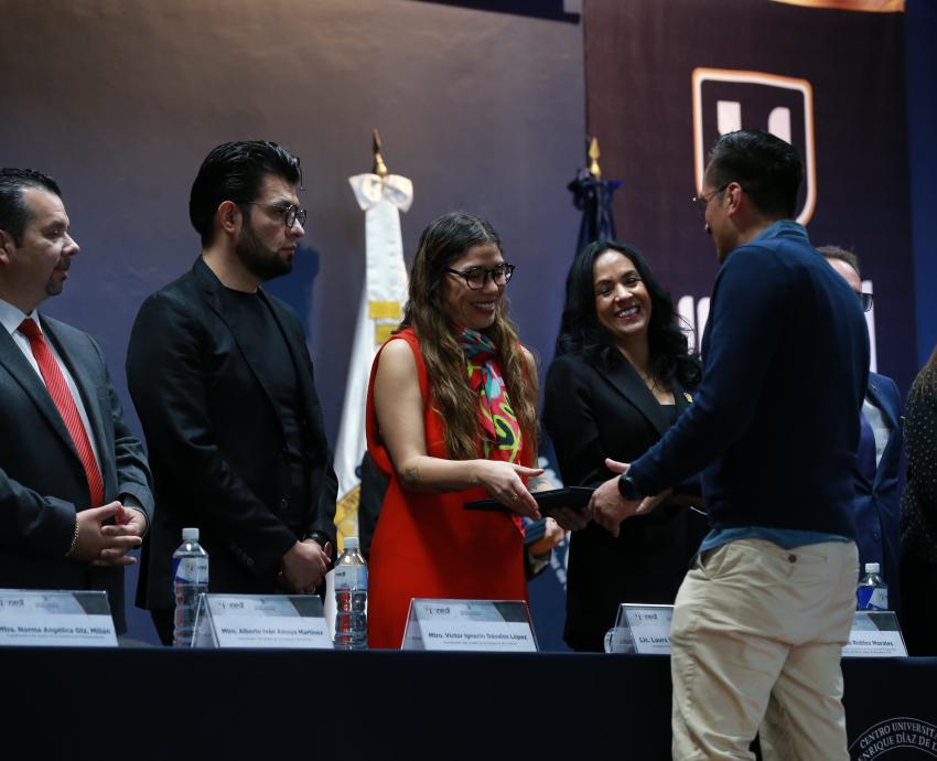 Reconocen la excelencia informativa en la entrega del Premio Jalisco de Periodismo 2025