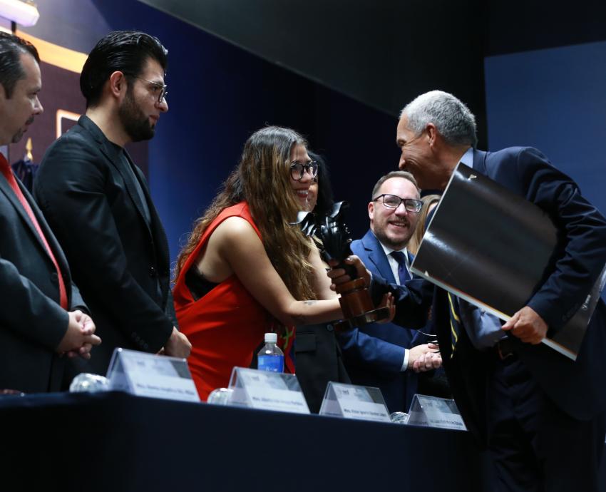 Reconocen la excelencia informativa en la entrega del Premio Jalisco de Periodismo 2025