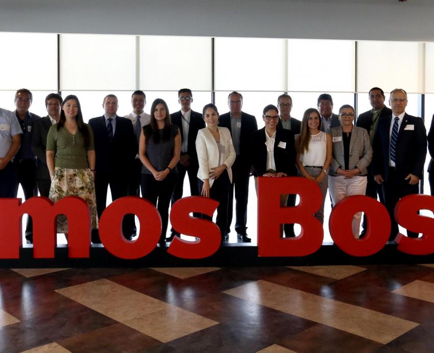 Empresa Bosch dona 50 dispositivos al CUCEI