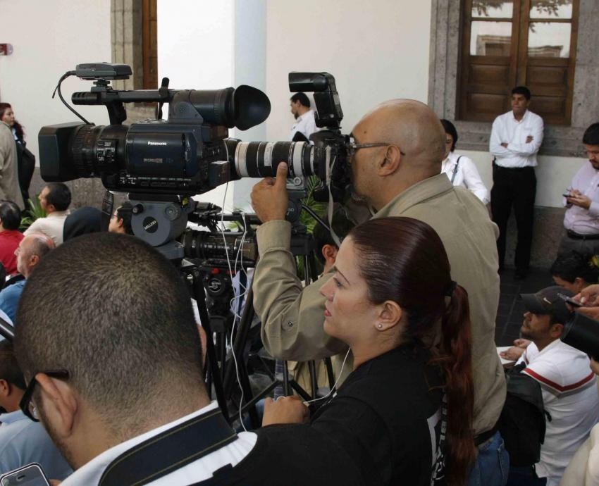 Poca investigación acerca de la práctica periodística se realiza en nuestro país