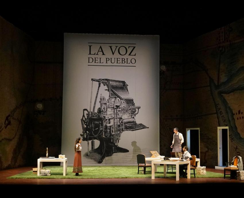 A escena “Enemigo del pueblo” en el Conjunto de Artes Escénicas