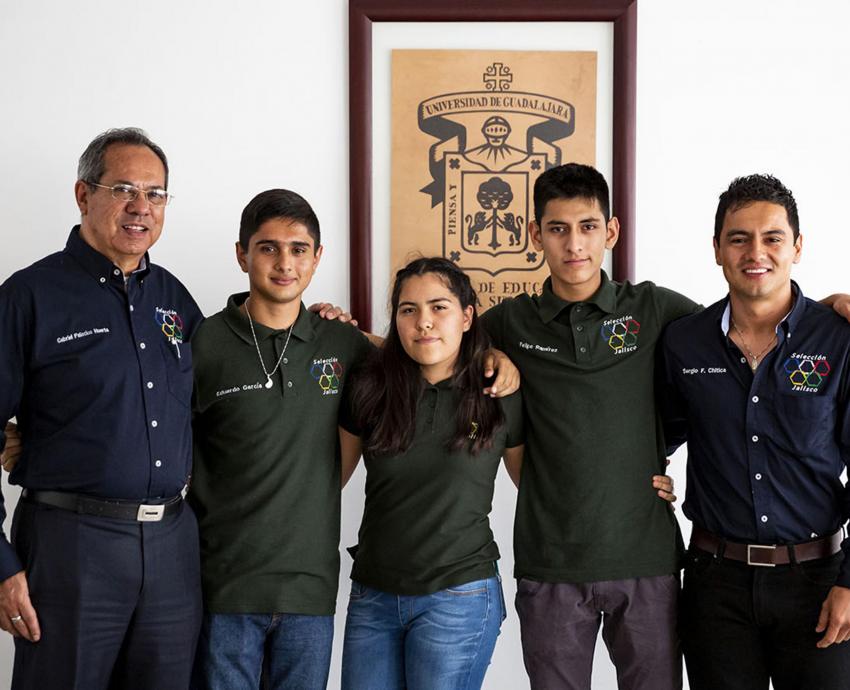 Obtienen bachilleres del SEMS medalla de oro en la XXVIII Olimpiada Nacional de Química