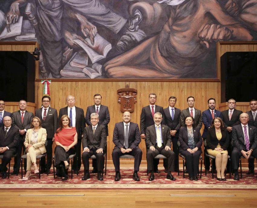Entregan nombramientos a rectores de centros universitarios, SUV y SEMS