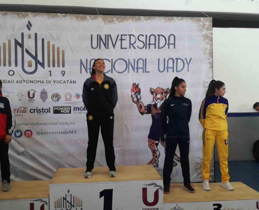 Gana UdeG medalla de oro y dos de plata en karate en la Universiada Nacional