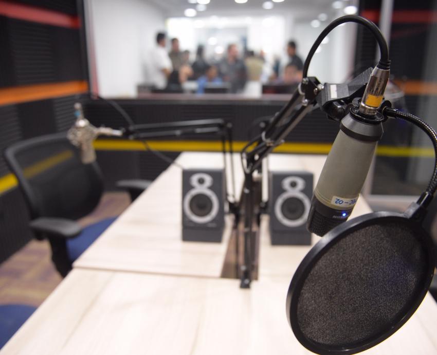 Celebra Radio Universidad de Guadalajara 45 años al aire