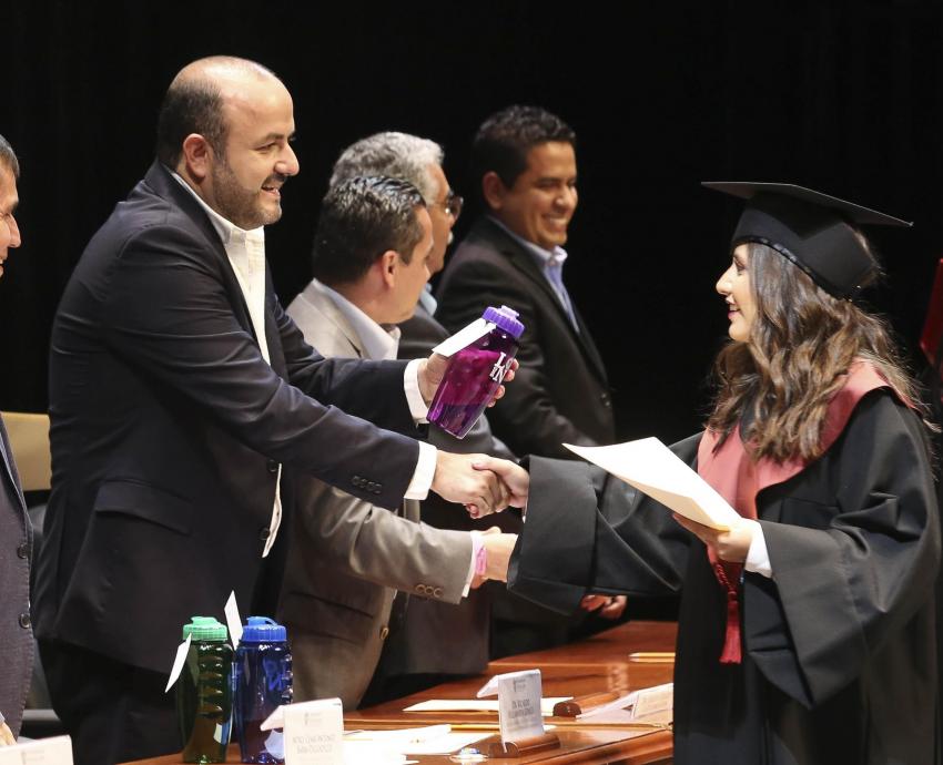 Rector General apadrina Generación 2016 B- 2019 A de la Preparatoria 7