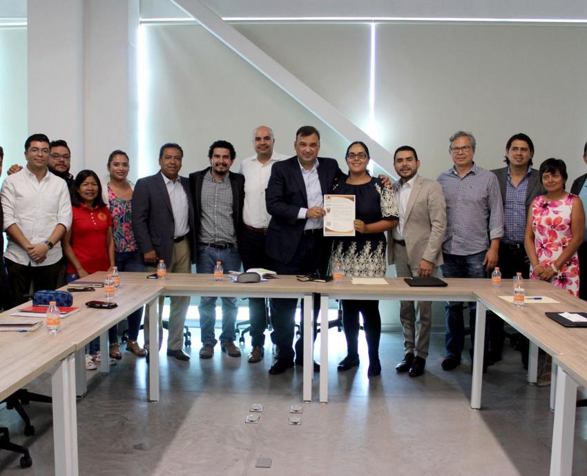 Periodismo del CUCiénega obtiene acreditación de calidad por parte del Conac, AC