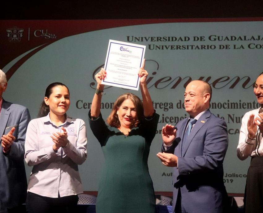 Por su calidad, acreditan la licenciatura de Nutrición del CUCSur