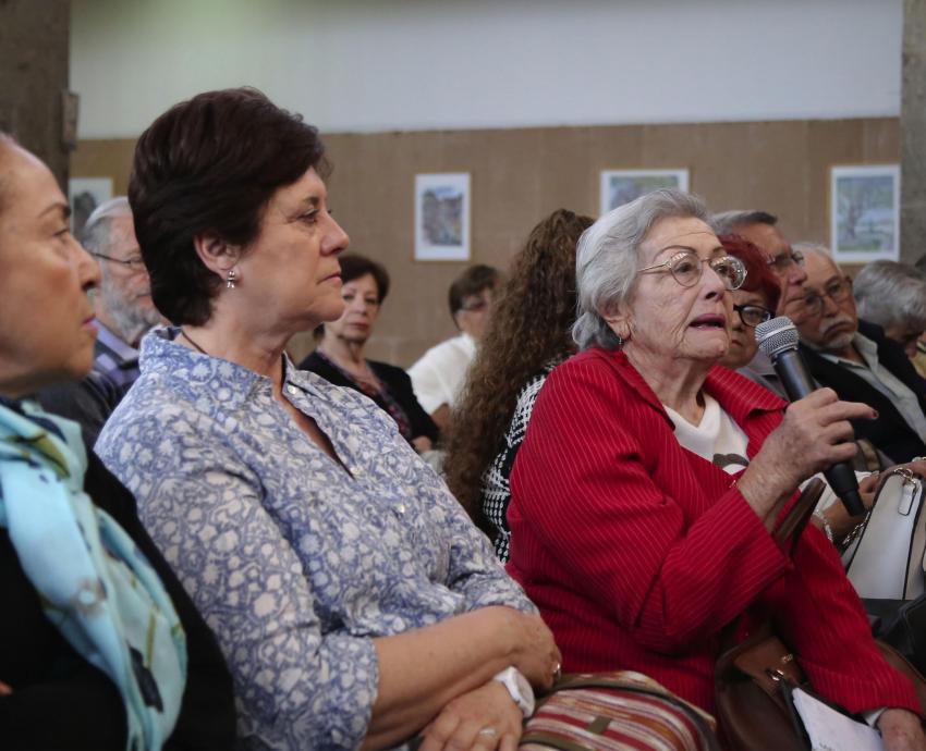 Estudiantes de la UdeG diseñan dispositivo para cuidar a distancia  a personas mayores 