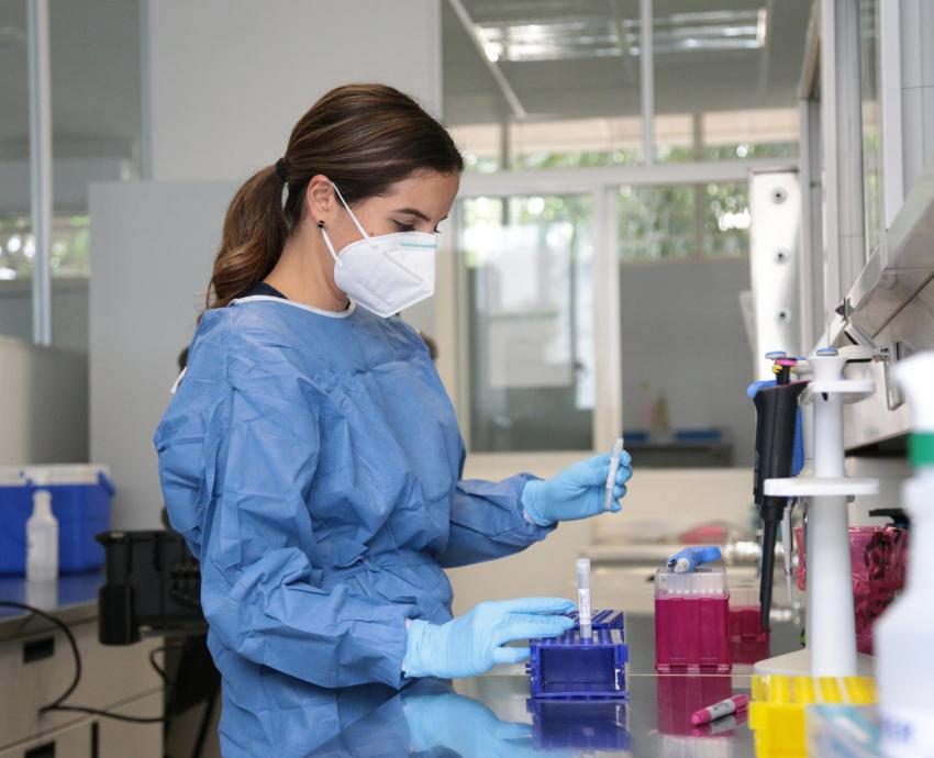 Avanzan con paso firme mujeres y niñas en la ciencia