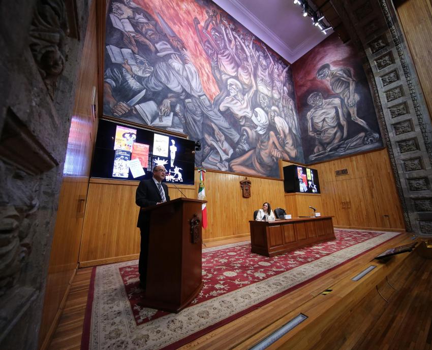 Brinda cátedra el Director del INAH sobre la revancha de Moctezuma