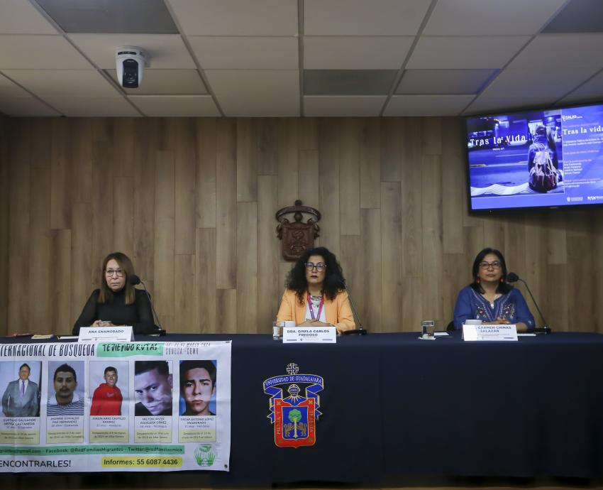 resentan “Tras la vida”, documental sobre la lucha por encontrar a migrantes desaparecidos en México