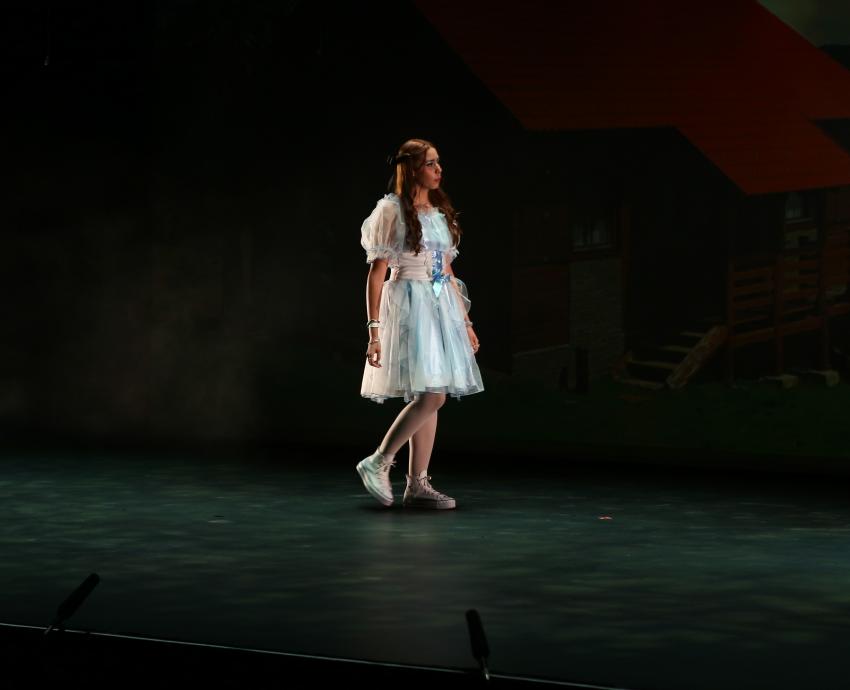 Alumnos de Preparatoria San José del Valle presentan obra de teatro en el CSAE completamente en inglés