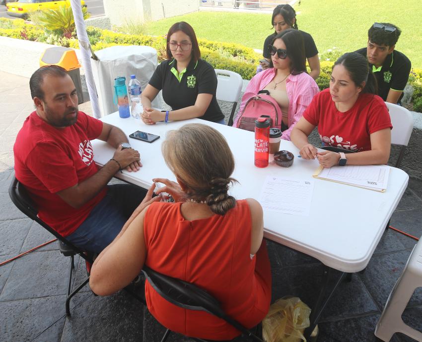 Brigadas “Nos late servir” atienden a personas refugiadas de Jalisco