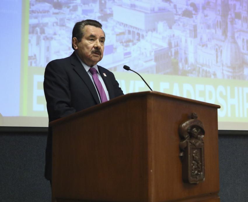 Consolidan intercambio académico de estudiantes entre México y EUA