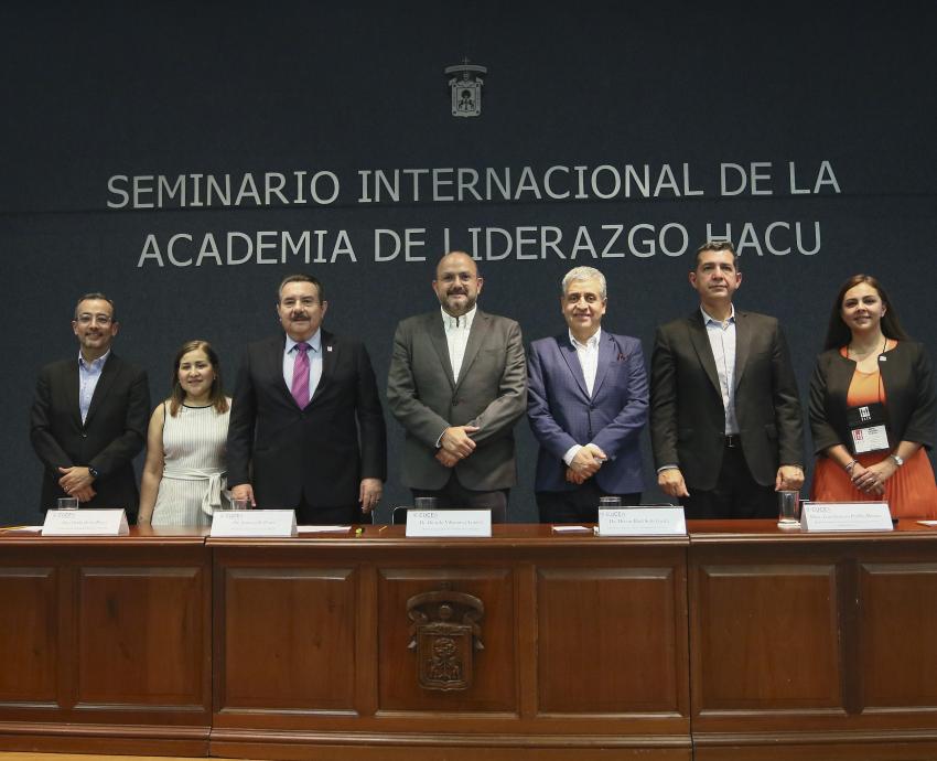 Consolidan intercambio académico de estudiantes entre México y EUA