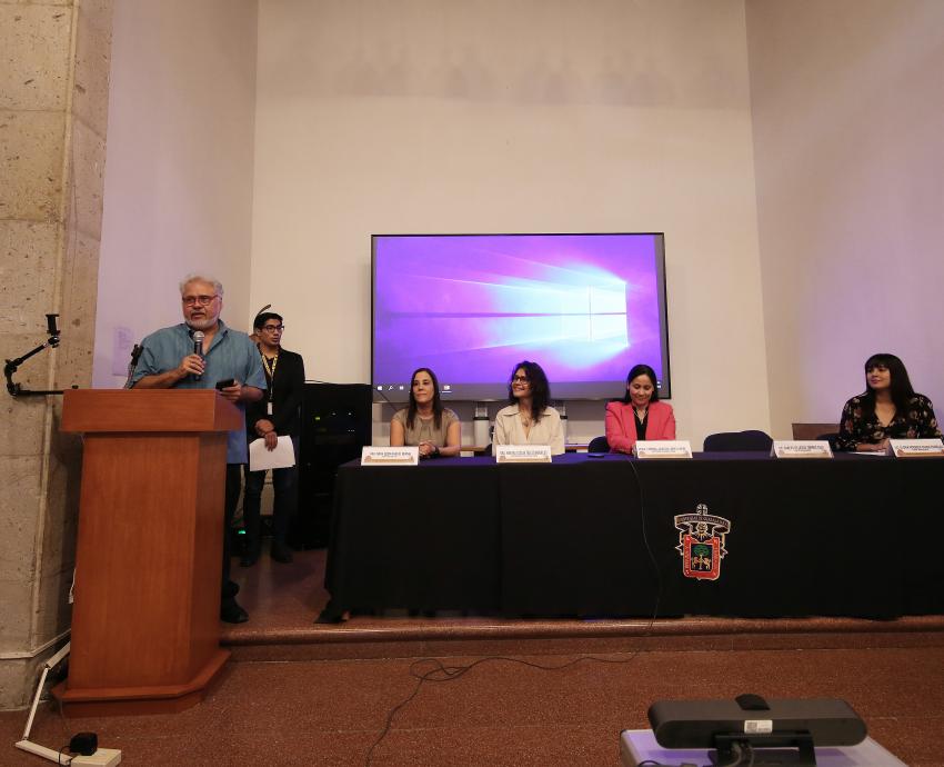 Comparten investigaciones sobre la conducta 
