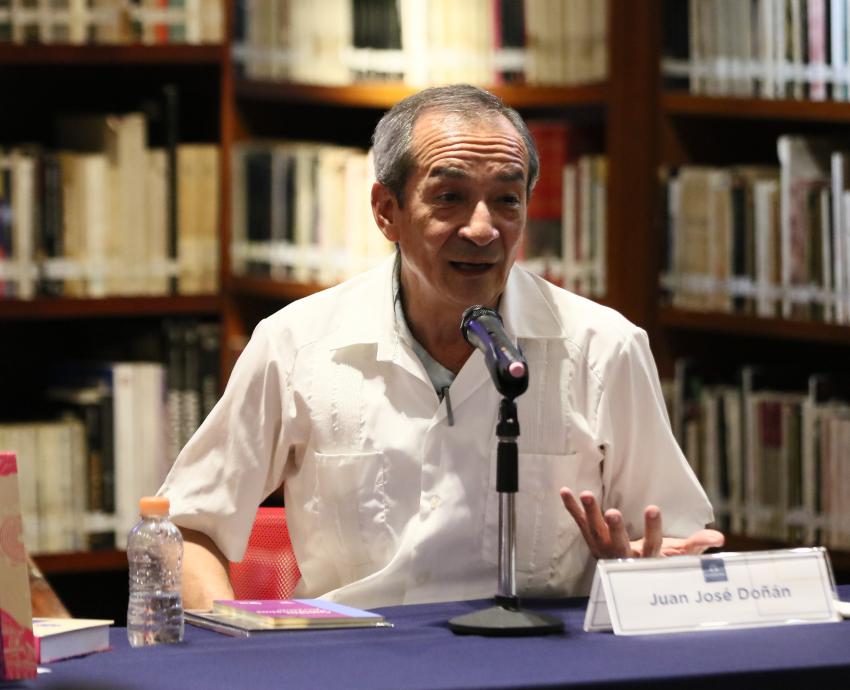 Presentan “El lector científico. Vida e invenciones de José María Arreola”
