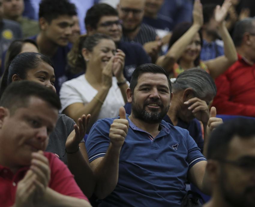 Aumentan prestaciones para personal administrativo de la UdeG