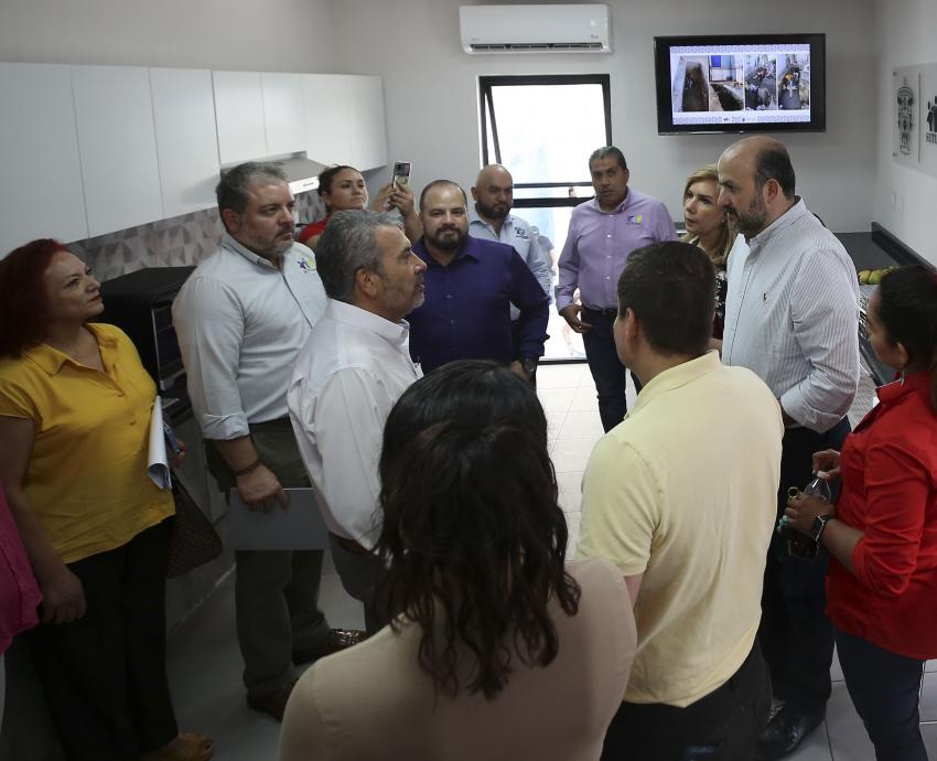Aumentan prestaciones para personal administrativo de la UdeG