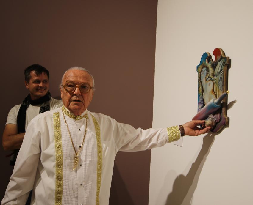 “Retroverso” de Sergio Zepeda, cosmos de arte surrealista en el MUSA