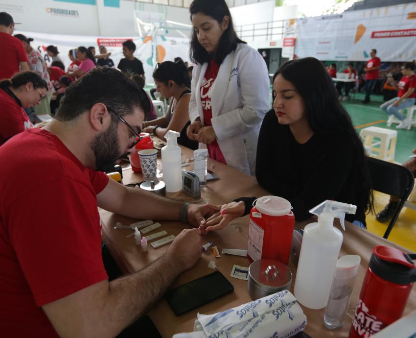 Brigadas Multidisciplinarias "Nos Late Servir", llegaron a la Preparatoria Regional de El Salto