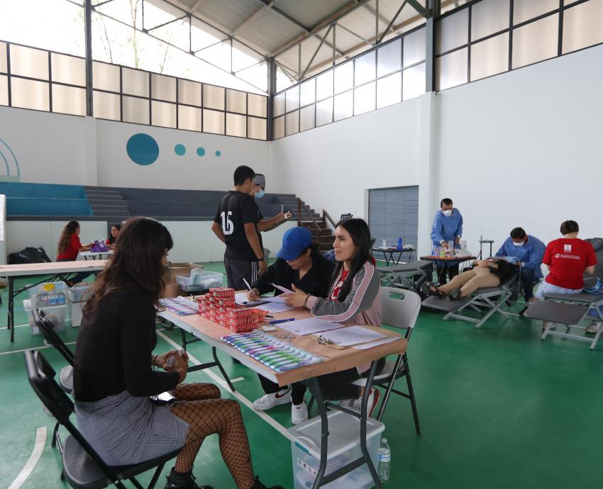Brigadas Multidisciplinarias "Nos Late Servir", llegaron a la Preparatoria Regional de El Salto