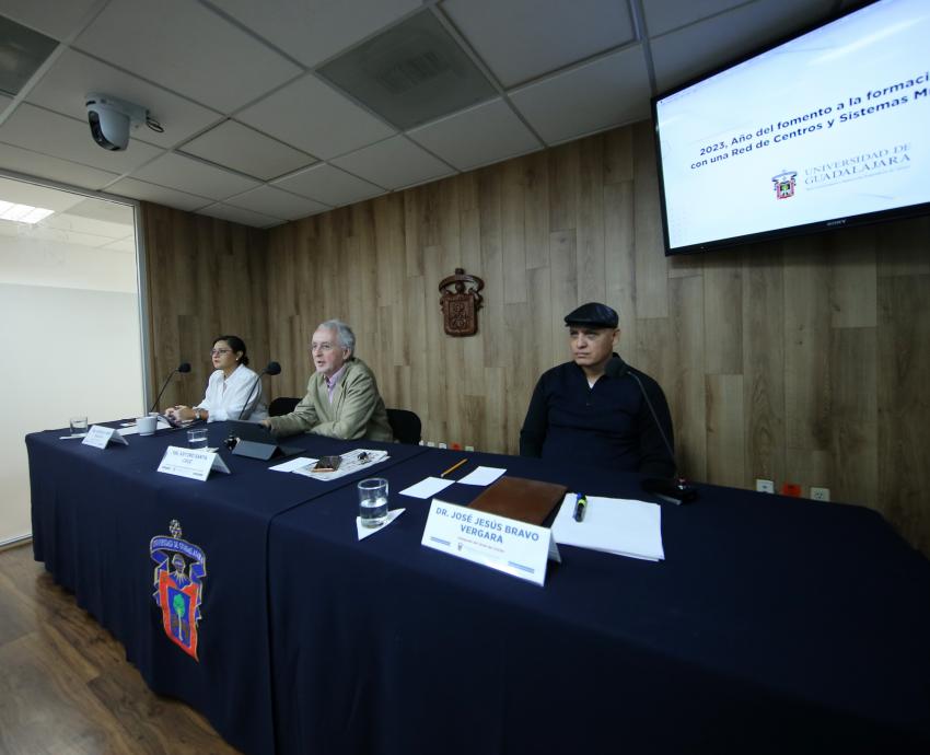 Advierten sobre los temas que se discuten en el T-MEC en materia de energía, maíz e industria automotriz 
