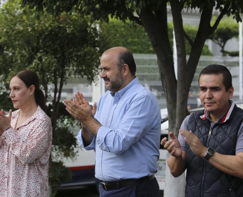 UdeG suple vehículos con más de 10 años de uso de 12 preparatorias regionales