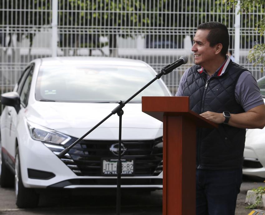 UdeG suple vehículos con más de 10 años de uso de 12 preparatorias regionales