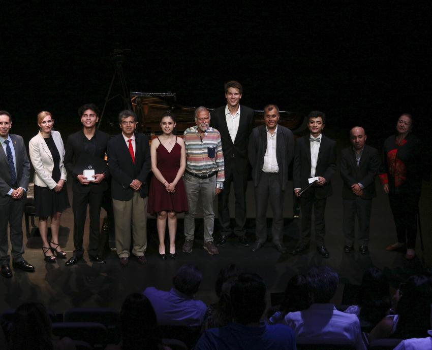 Premian a ganadores del 5° Concurso Nacional de Piano de la UdeG