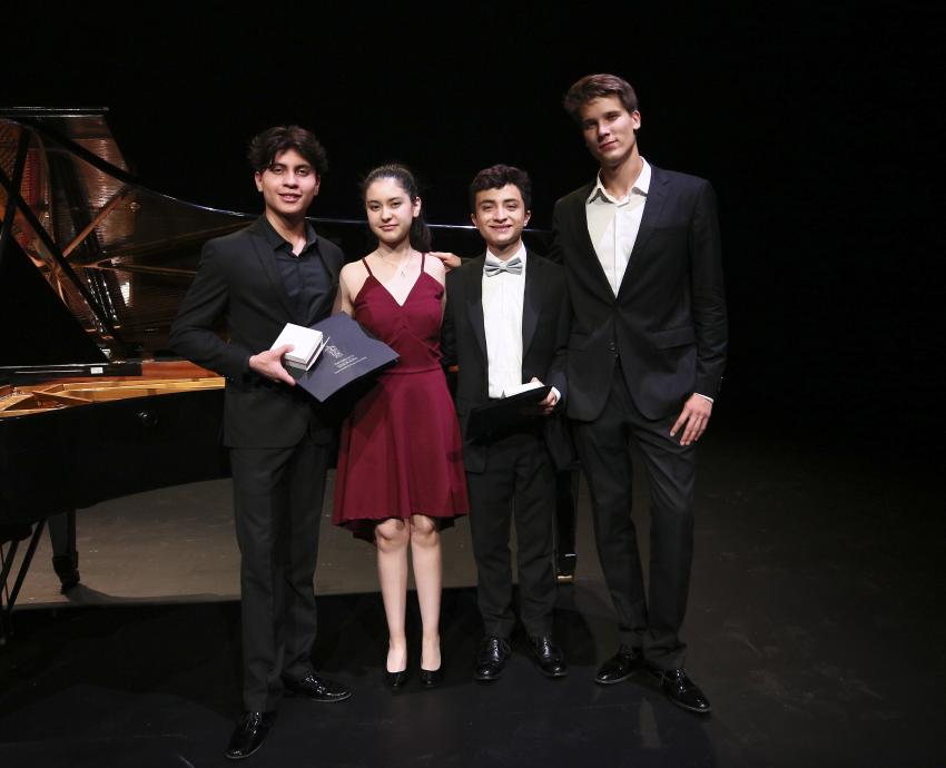 Premian a ganadores del 5° Concurso Nacional de Piano de la UdeG